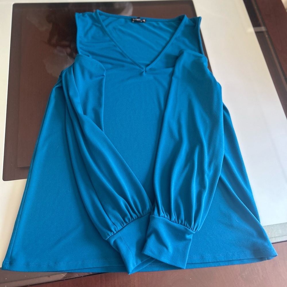 Express Teal Long Sleeve peak a boo shoulder top V-Neck Top.